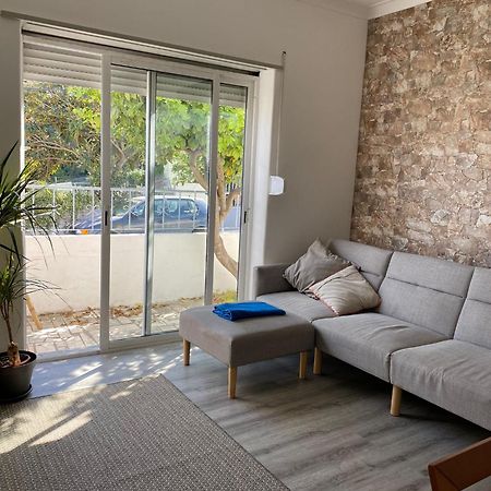 Villa Casa Em Charneca De Caparica Exterior foto